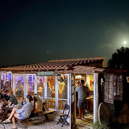Da Silva Surfcamp - Tiny House Jorgina לוריניה